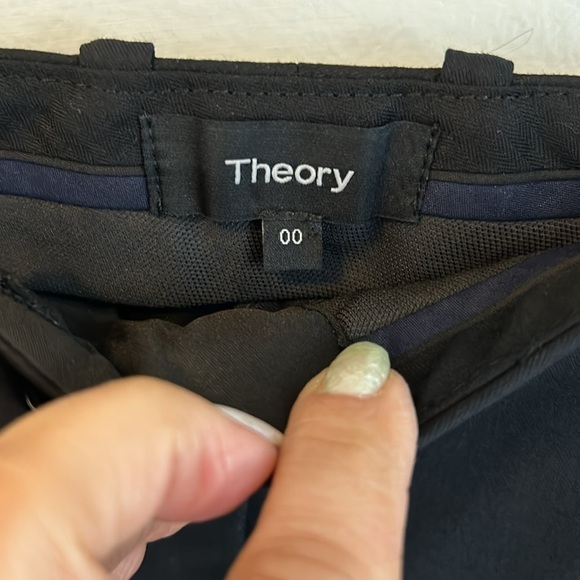 Theory Hilaria Approach Black Bermuda Shorts - Picture 4 of 5